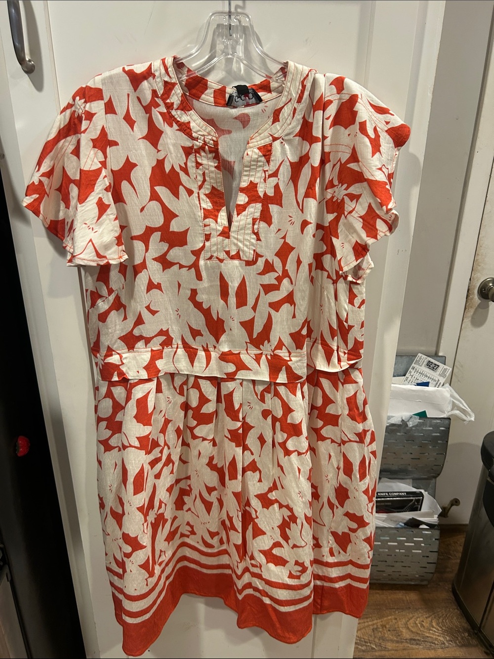 GiGio Women's Orange and Cream Floral Short-Sleeve Dress
